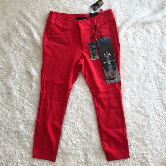 torrid Pants - NWT Torrid | Noir All-nighter Cropped Pant plus 10